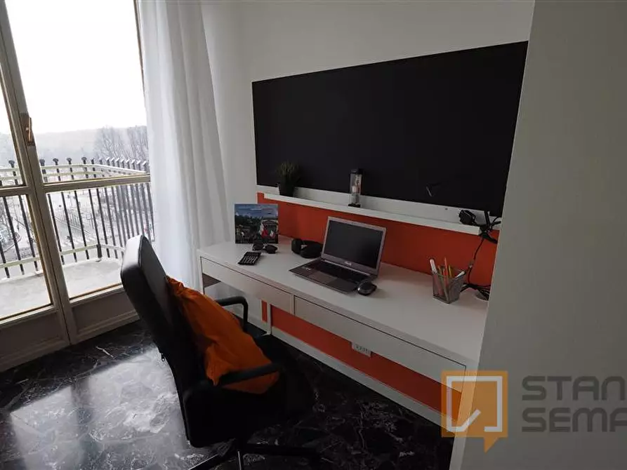 Immagine 3 di Stanza singola in affitto  in Piazza Statuto 24 a Torino