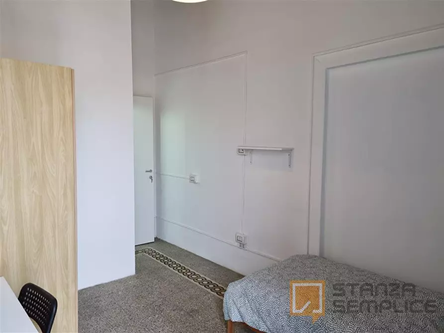 Immagine 2 di Stanza singola in affitto  in Via Pietro Trinchera n. 4 a Napoli