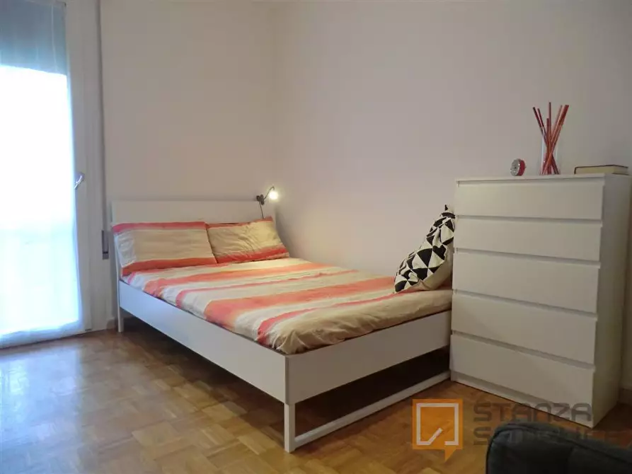 Immagine 15 di Stanza singola in affitto  in Via Pio X 41 a Padova
