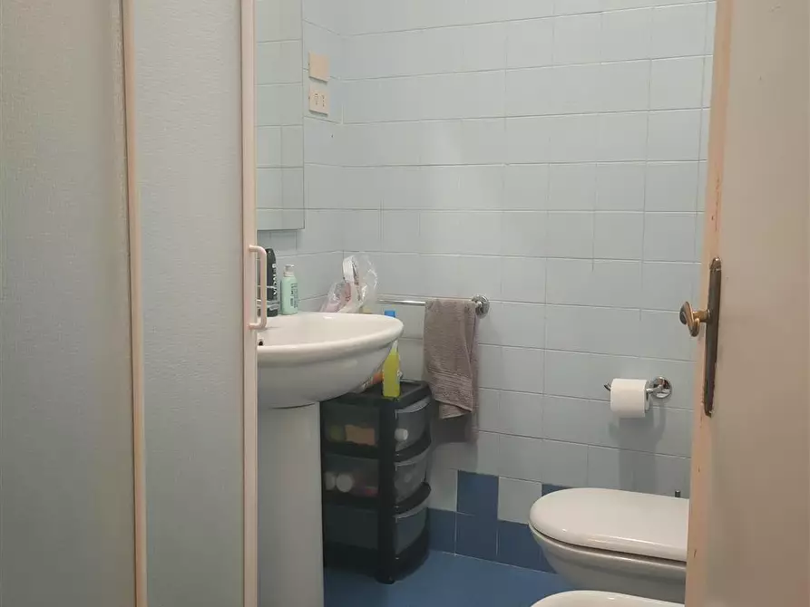 Immagine 4 di Stanza singola in affitto  in BORGO RONCHINI  a Parma