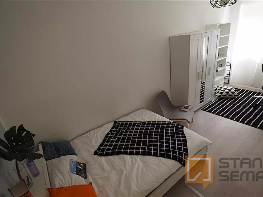 Immagine 3 di Stanza singola in affitto  in Corso Massimo d'Azeglio 60 Scala G a Torino