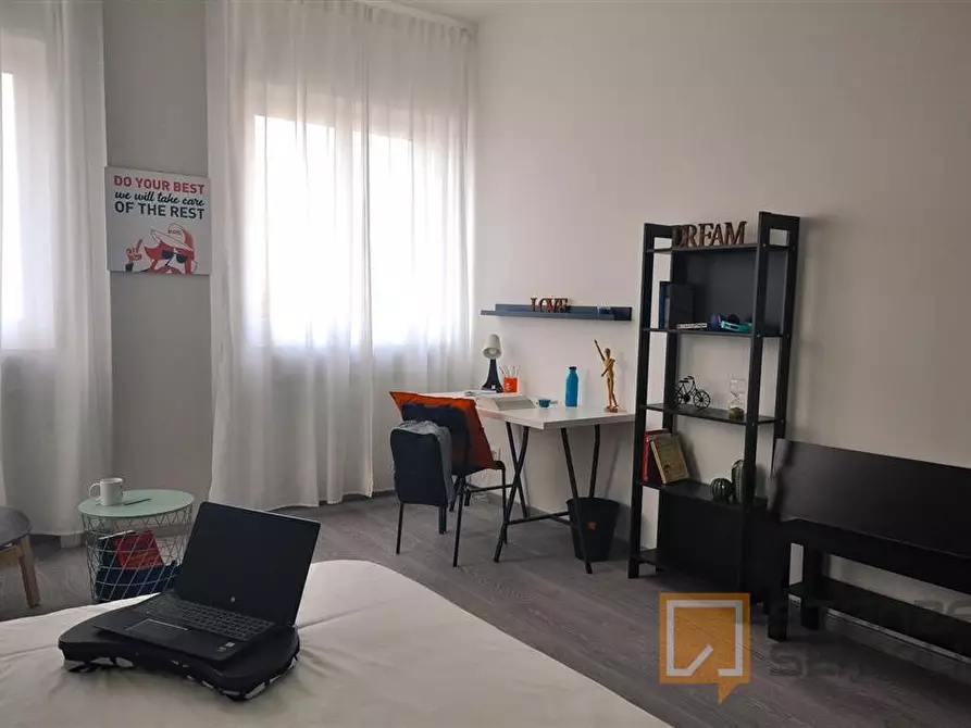 Immagine 2 di Stanza singola in affitto  in Corso Massimo d'Azeglio n.60 Scala H a Torino