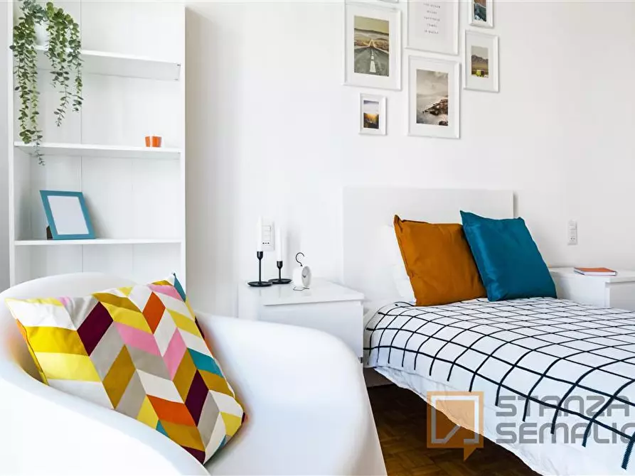 Immagine 3 di Stanza singola in affitto  in VIA 24 MAGGIO 11 a Bergamo