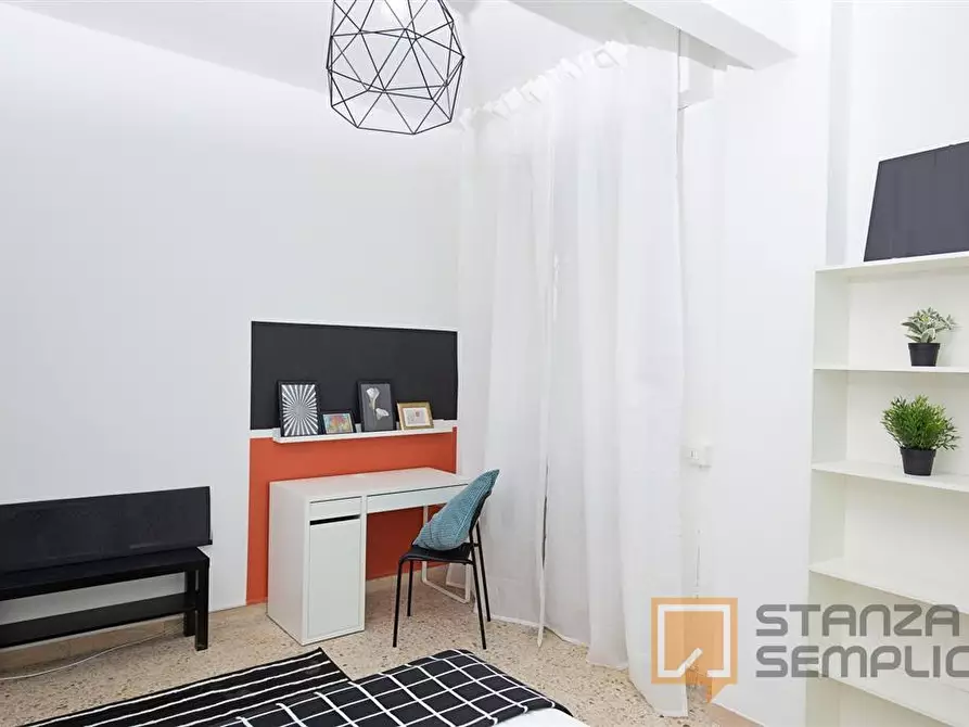 Immagine 4 di Stanza singola in affitto  in VIA BASTIONI SETTENTRIONALI, 49 a Rimini