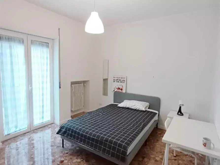 Immagine 1 di Stanza singola in affitto  in via carulli 5 a Bari