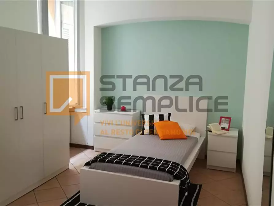 Immagine 1 di Stanza singola in affitto  in VIA CAVOUR a Parma