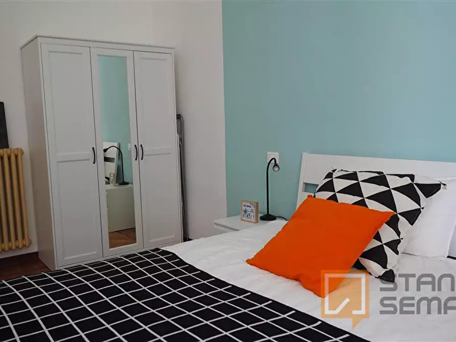 Immagine 2 di Stanza singola in affitto  in Corso Galileo Ferraris , 57 a Torino