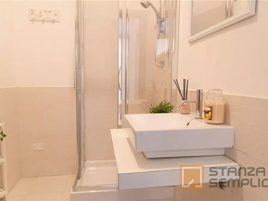 Immagine 8 di Stanza singola in affitto  in Via Dante 108 a Cagliari