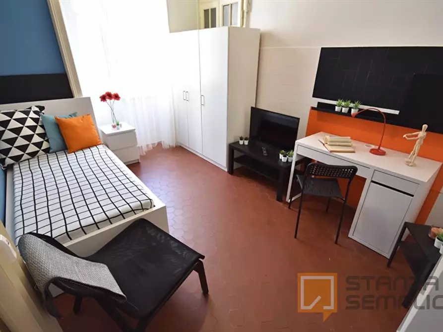 Immagine 1 di Stanza singola in affitto  in VIA LOCATELLI 49 a Bergamo