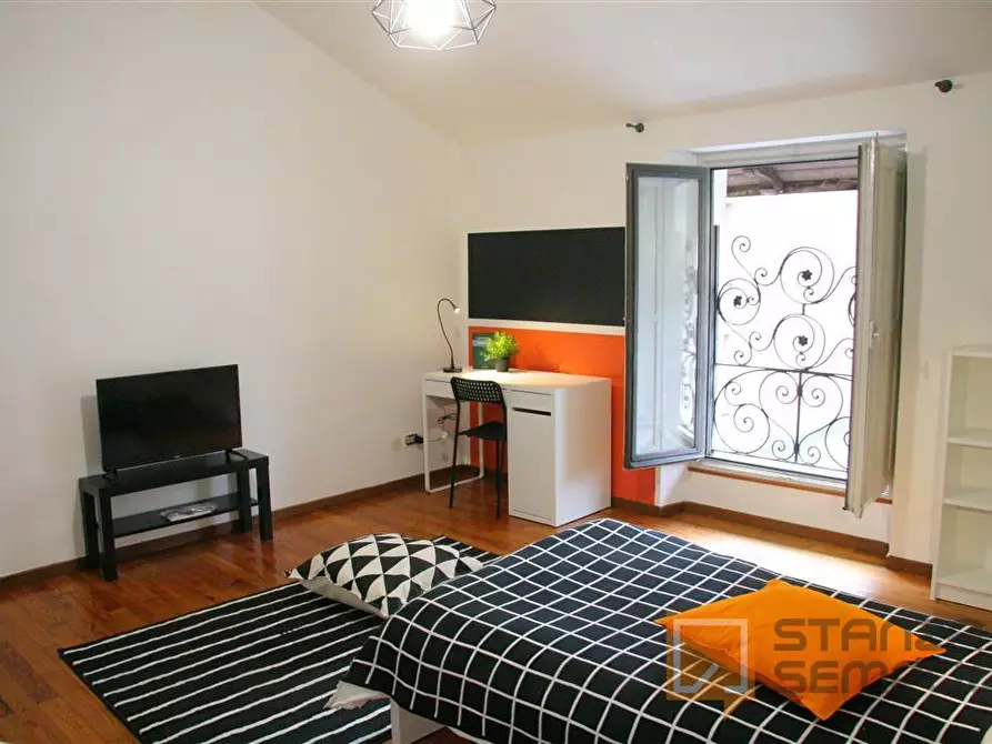 Immagine 1 di Stanza singola in affitto  in Via Beaulard 58 a Torino