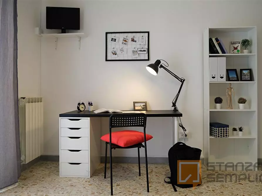 Immagine 5 di Stanza singola in affitto  in Via Terracina n. 381 fab. A - sc. H int. 27 a Napoli