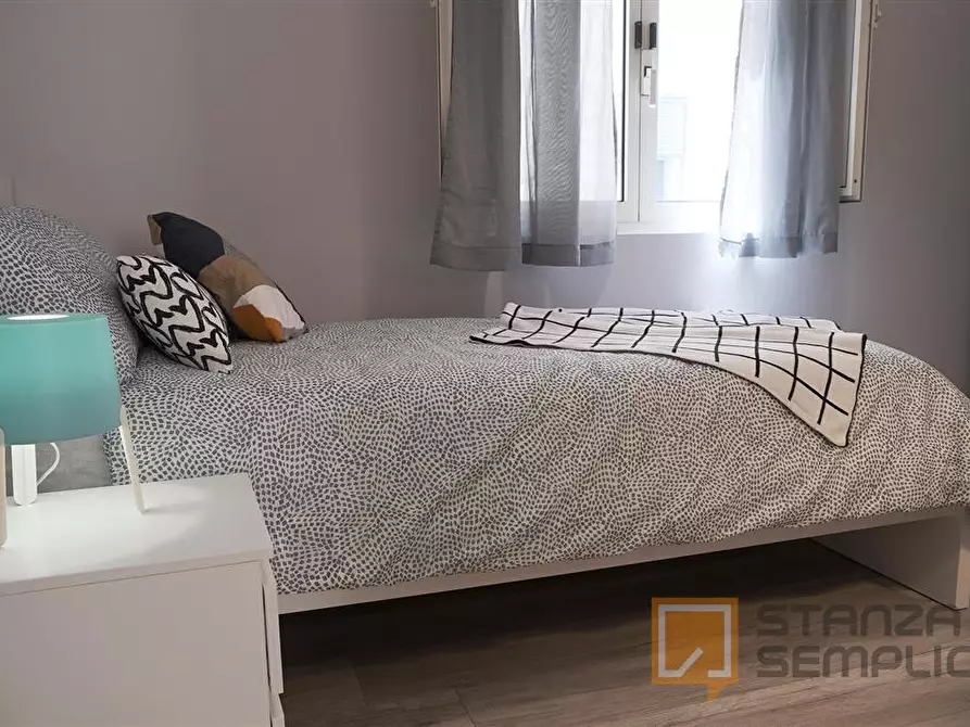 Immagine 4 di Stanza singola in affitto  in Vico Campane a Donnalbina n. 18 a Napoli