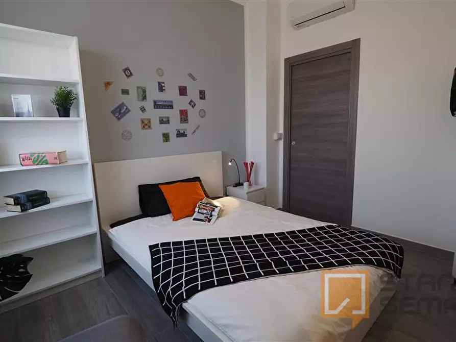 Immagine 1 di Stanza singola in affitto  in Via Arturo Farinelli 40/5 a Torino