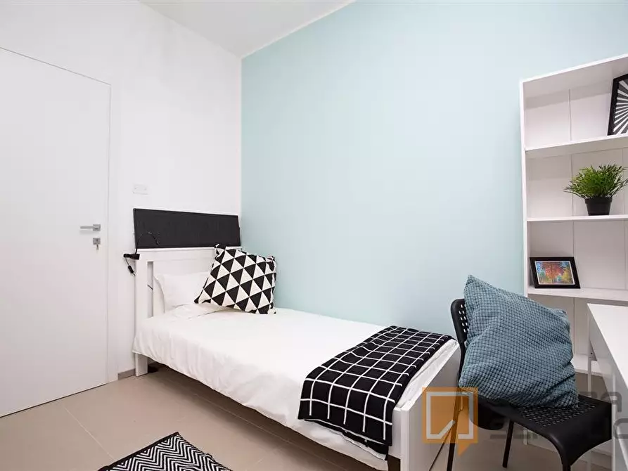 Immagine 1 di Stanza singola in affitto  in VICOLO GIOIA,1 a Rimini