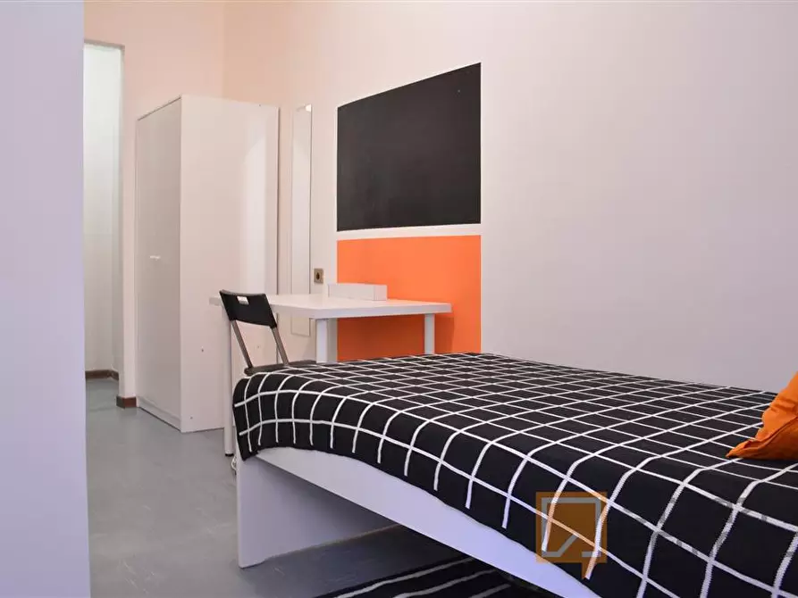 Immagine 2 di Stanza singola in affitto  in Via Tigellio 20b a Cagliari