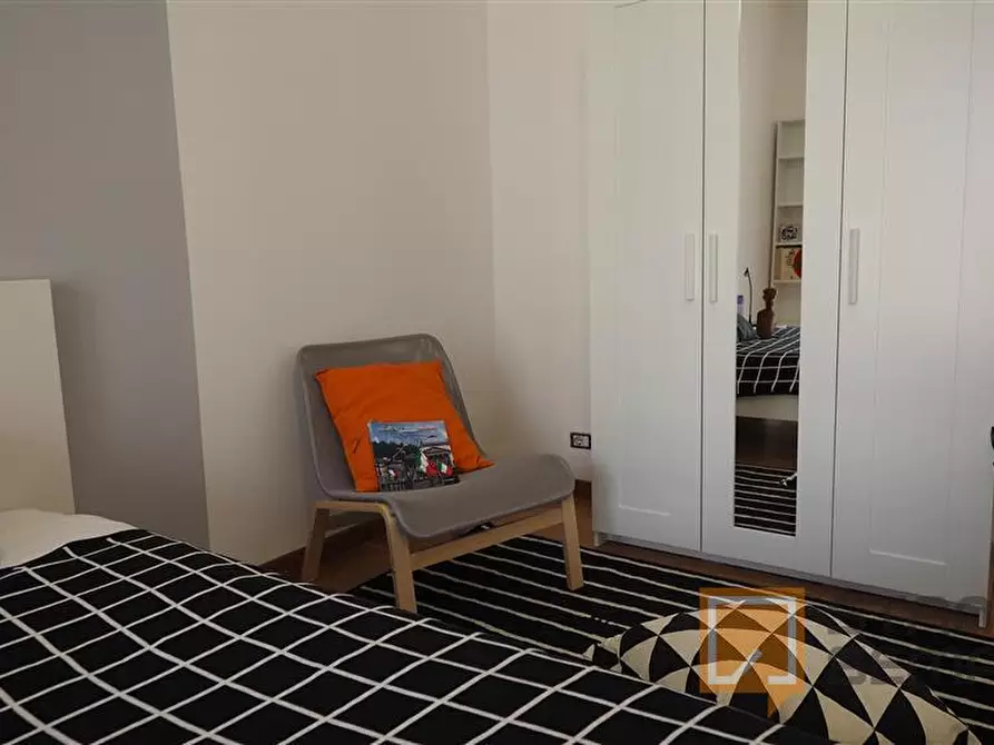 Immagine 1 di Stanza singola in affitto  in Via Santa Chiara 50 a Torino