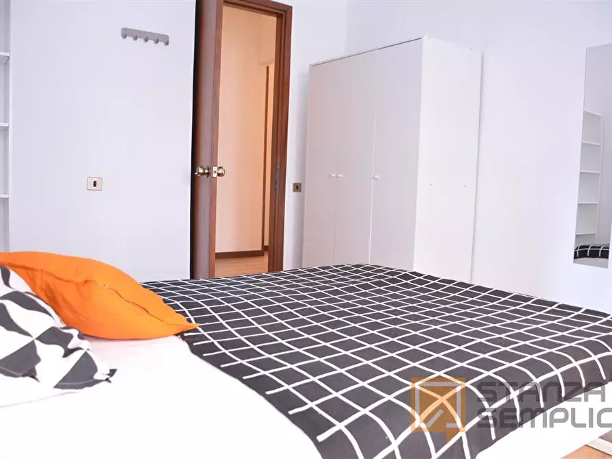 Immagine 1 di Stanza singola in affitto  in Via Tigellio 20b a Cagliari