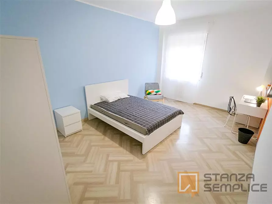 Immagine 1 di Stanza singola in affitto  in Via Giulio Petroni 25/5 a Bari