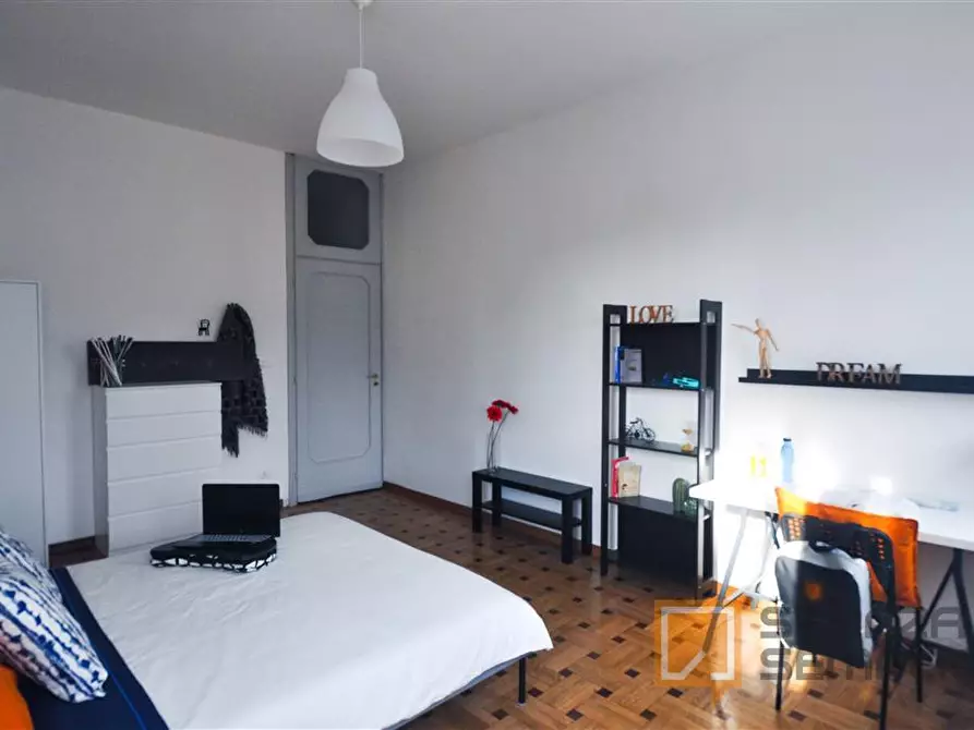 Immagine 3 di Stanza singola in affitto  in Corso Massimo d'Azeglio n.60 Scala H a Torino