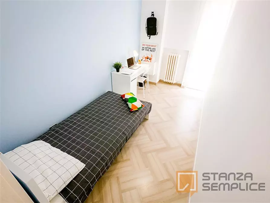 Immagine 2 di Stanza singola in affitto  in Via Giulio Petroni 25/5 a Bari