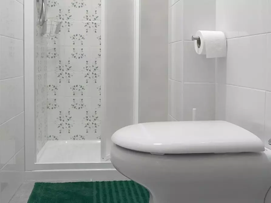 Immagine 9 di Stanza singola in affitto  in Vico Campane a Donnalbina n. 18 a Napoli