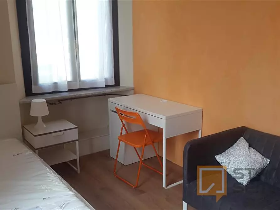 Immagine 3 di Stanza singola in affitto  in Via BORGO RONCHINI  a Parma