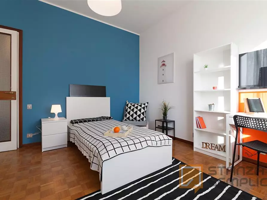 Immagine 4 di Stanza singola in affitto  in VIA BASCHENIS 7 a Bergamo