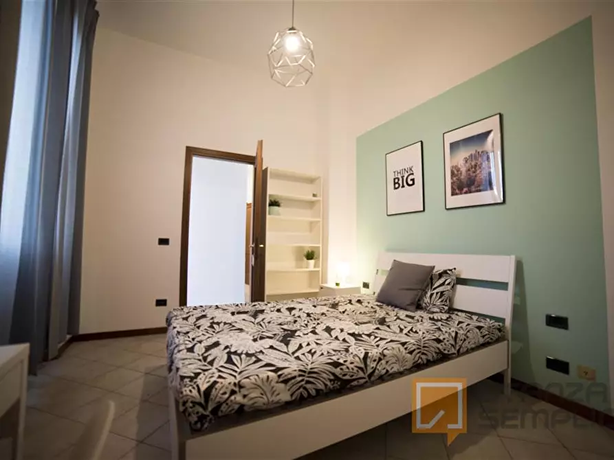 Immagine 1 di Stanza singola in affitto  in Via Mazzoni 24 a Firenze