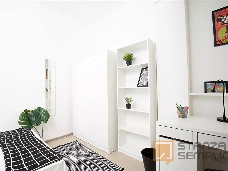 Immagine 1 di Stanza singola in affitto  in VICOLO GIOIA,1 a Rimini