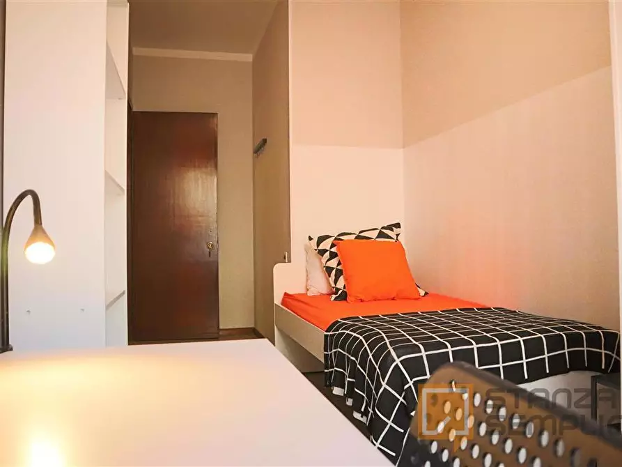 Immagine 3 di Stanza singola in affitto  in Via tigellio 24 a Cagliari