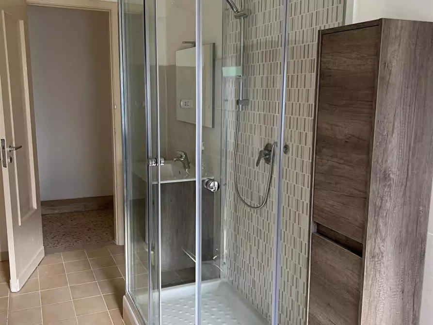 Immagine 6 di Stanza singola in affitto  in via d'angio 91 a Catania