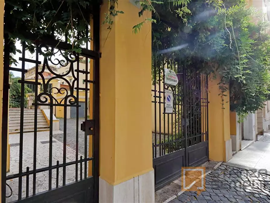 Immagine 26 di Stanza singola in affitto  in Via Eleonora D'arborea 38 a Roma