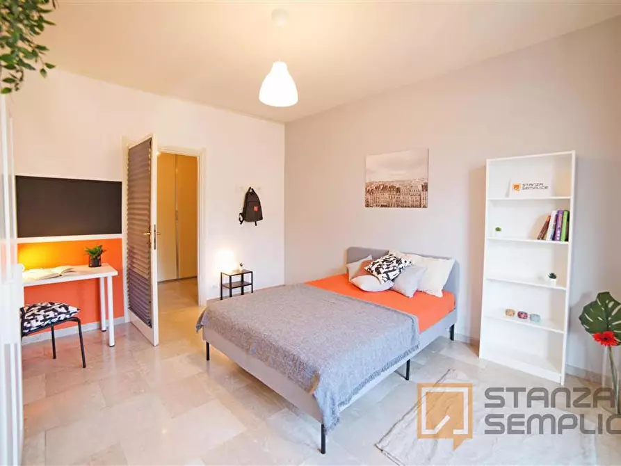 Immagine 1 di Stanza singola in affitto  in Via Salvatore Sassi 10 a Lecco