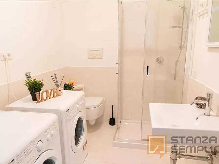 Immagine 3 di Stanza singola in affitto  in Via Dante 108 a Cagliari