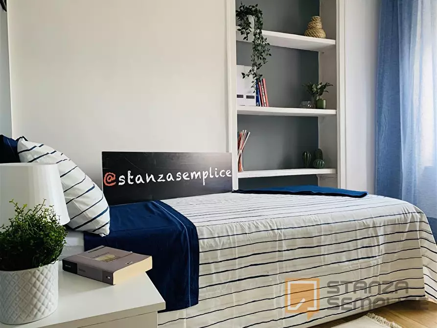 Immagine 1 di Stanza singola in affitto  in Via Galliari n.33 a Torino