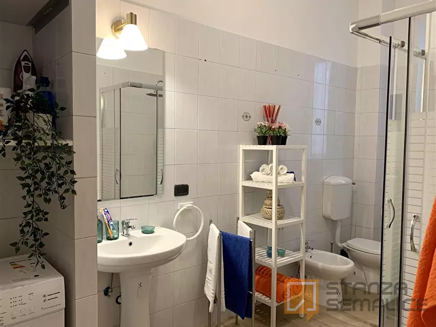 Immagine 15 di Stanza singola in affitto  in Via Caraglio 87 a Torino