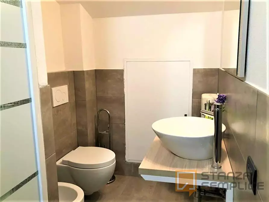 Immagine 14 di Stanza singola in affitto  in VIA DELLA CERNAIA 38 a Firenze