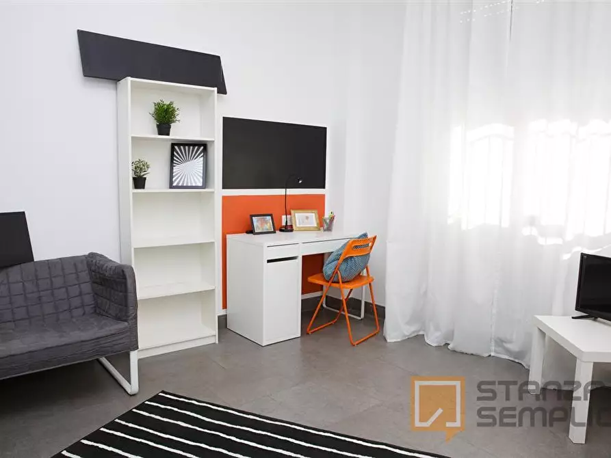 Immagine 3 di Stanza singola in affitto  in VIA BASTIONI SETTENTRIONALI, 49 a Rimini