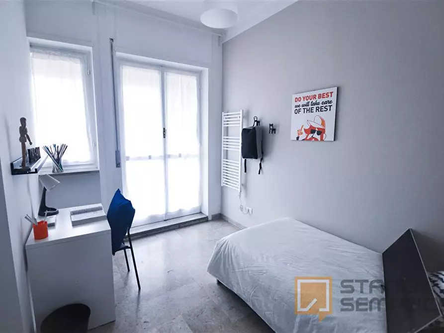 Immagine 2 di Stanza singola in affitto  in Corso Massimo d'Azeglio n.60 Scala H a Torino