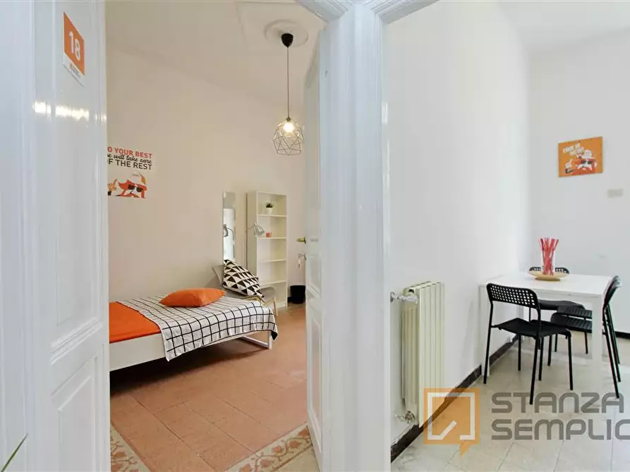 Immagine 5 di Stanza singola in affitto  in Via di Villa Koch 4 a Roma