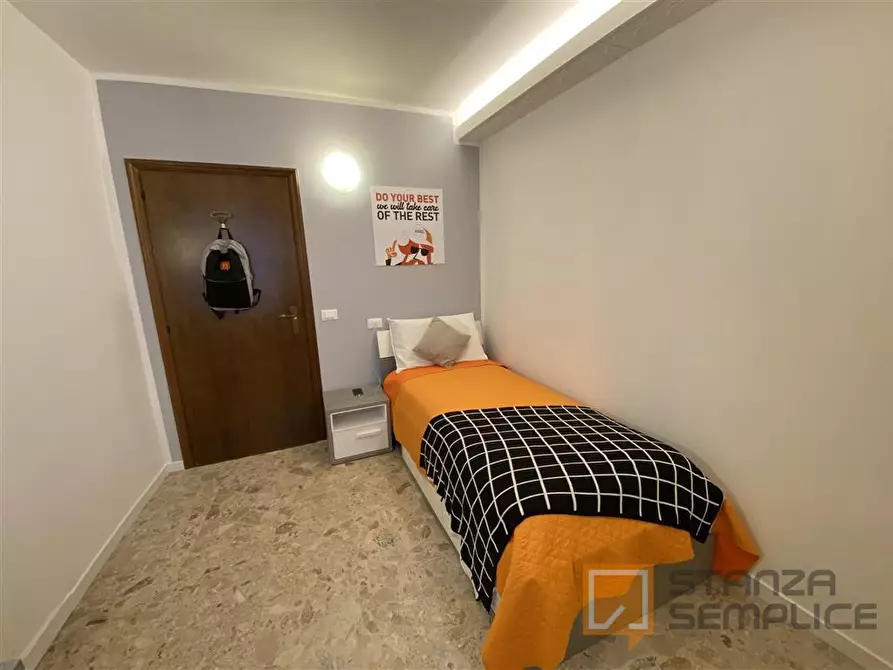 Immagine 1 di Stanza singola in affitto  in Via VIA SANTA MARIA 79 a Rovereto