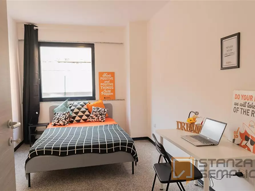 Immagine 1 di Stanza singola in affitto  in Via Dante 108 a Cagliari