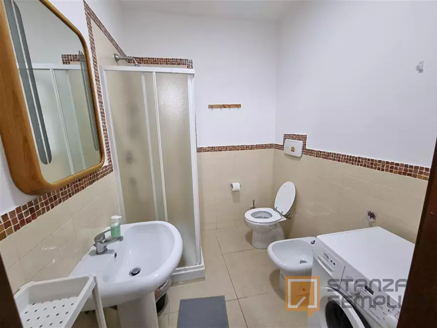 Immagine 10 di Stanza singola in affitto  in Via Pietro Trinchera n. 4 a Napoli