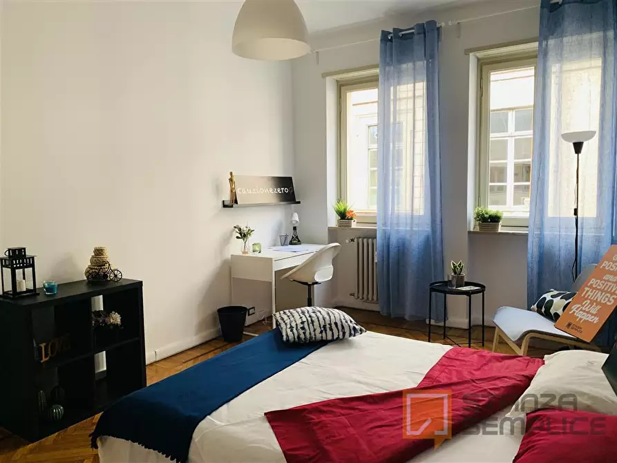 Immagine 3 di Stanza singola in affitto  in Via Sant'Agostino n.12 a Torino