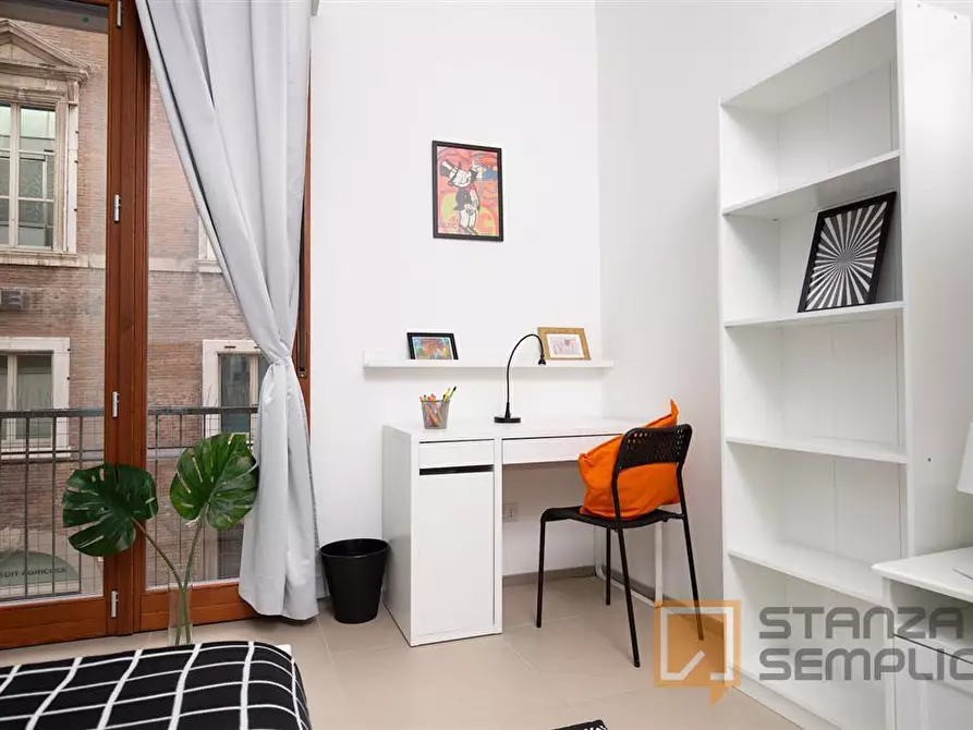 Immagine 3 di Stanza singola in affitto  in Via VICOLO GIOIA,1 a Rimini