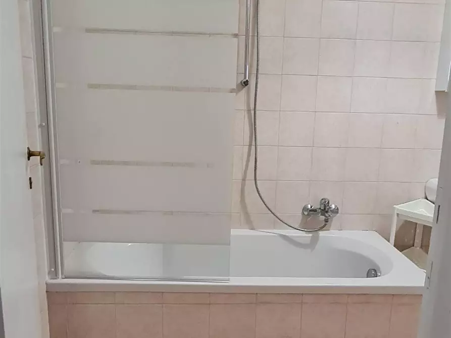 Immagine 17 di Stanza singola in affitto  in Lungotevere di Pietra Papa, 61  a Roma