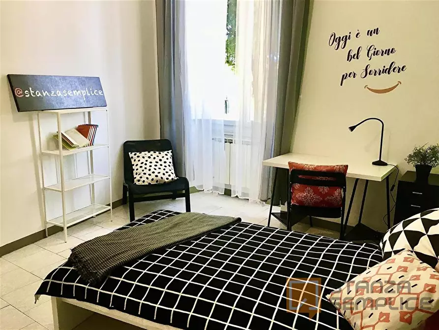 Immagine 2 di Stanza singola in affitto  in Via del Ponte Rosso 13 a Firenze