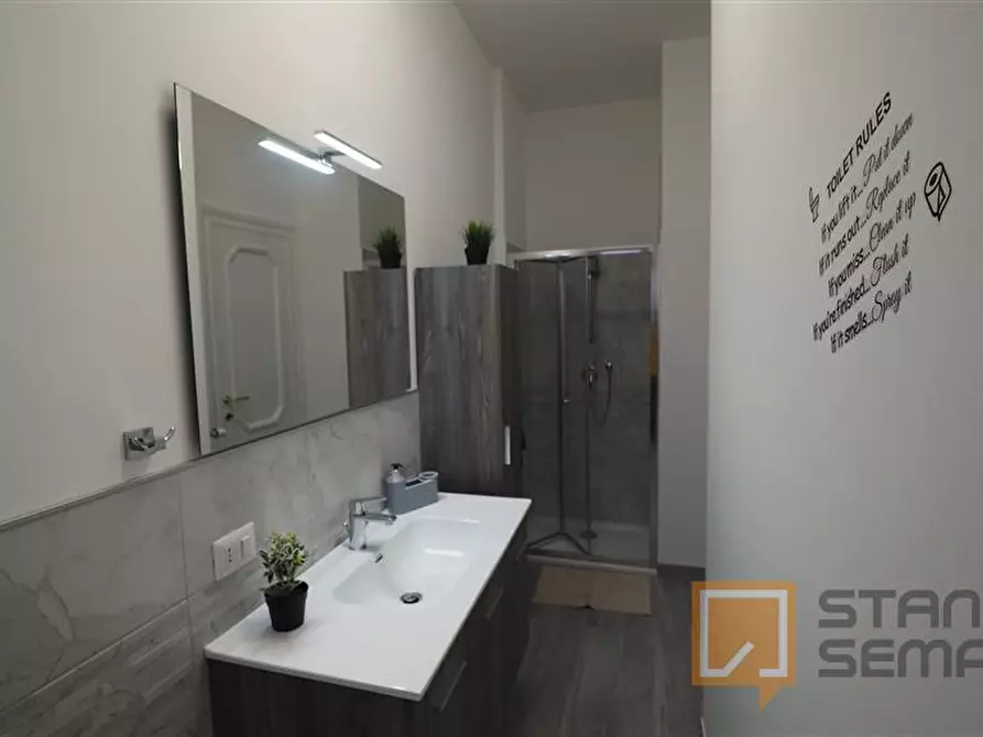 Immagine 10 di Stanza singola in affitto  in Via Santa Chiara 50 a Torino