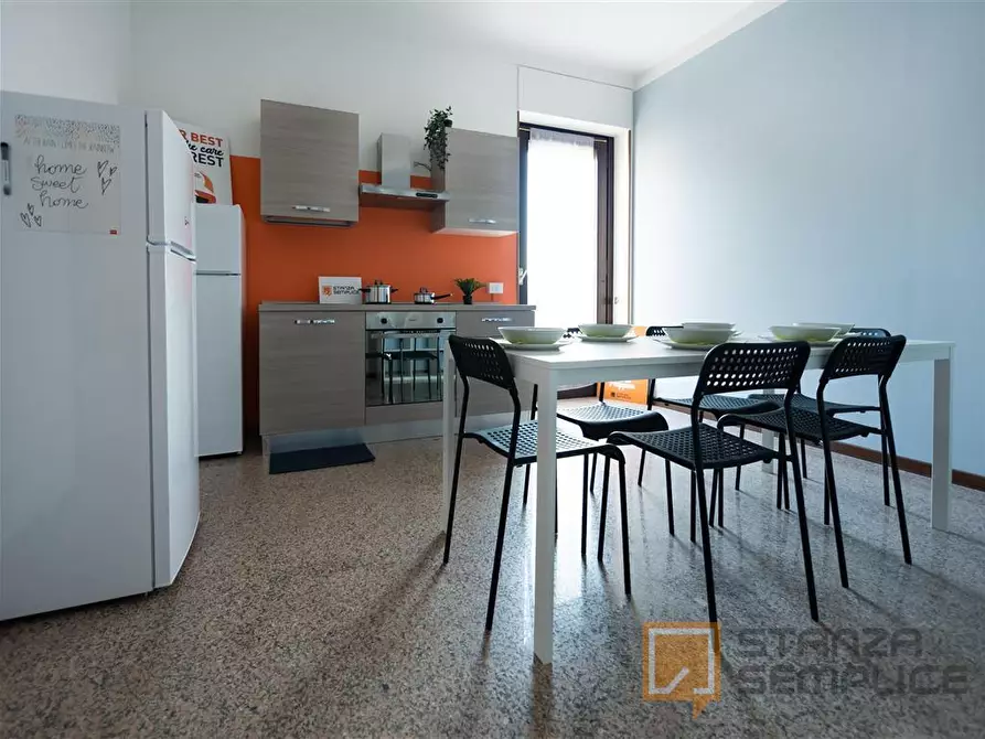 Immagine 4 di Stanza singola in affitto  in Via Goito 5 a Lecco