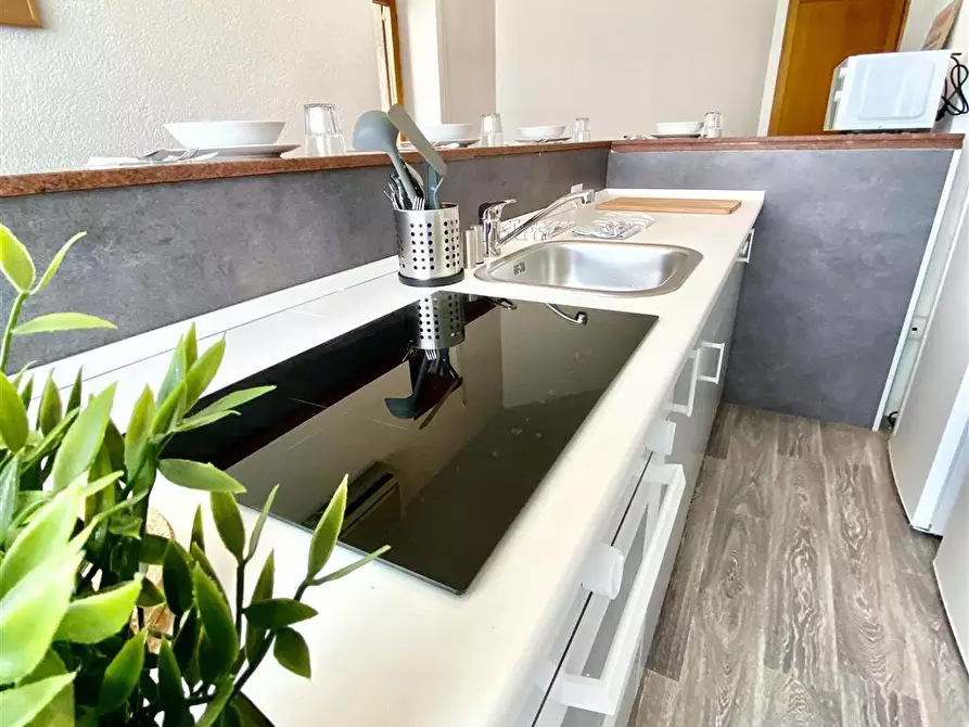 Immagine 5 di Stanza singola in affitto  in Via Prospero Petroni 30 a Bari